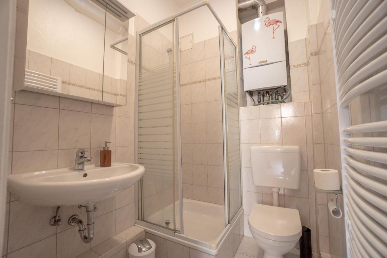 "Purple Chill" Super Zentrale Ferienwohnung Hbf-Messe-Buergerweide-Citygate-Ovb Arena BRE Dış mekan fotoğraf